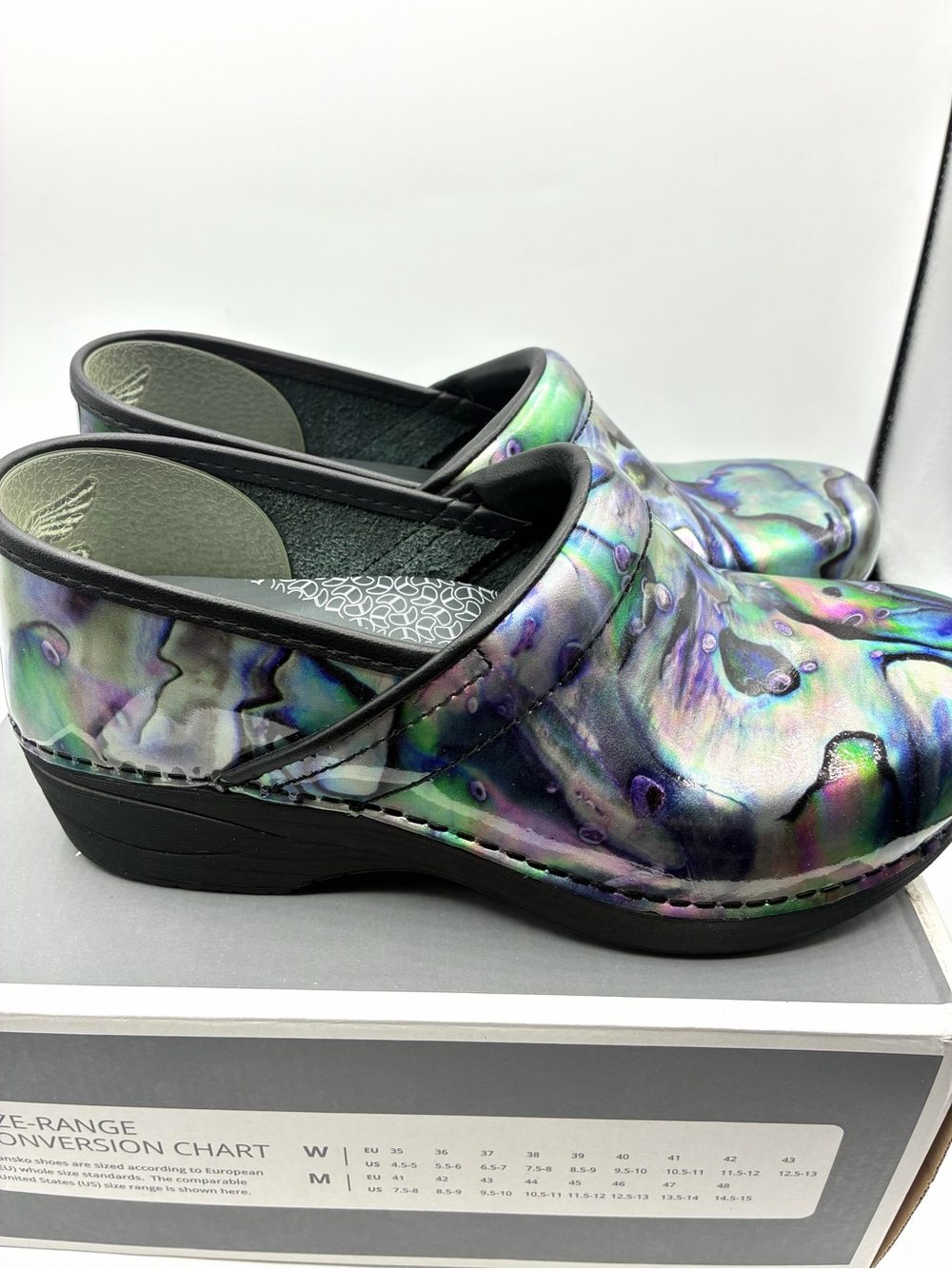 Dansko Silver Pearl XP 2.0 Patent Leather Support Nurses Clogs Shoes 38 (7.5-8) - Picture 4 of 14